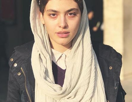 عکس: نگاه هاج و واج «ریحانه پارسا»