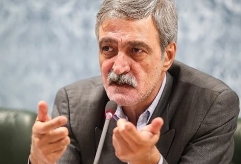 دانش باید نقش رهایی بخشی داشته باشد/ ایدئولوژی حرفه‌ای پزشکان
