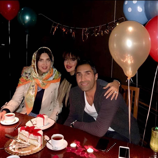 عکس: جشن تولد هادی کاظمی در کنار سمانه پاکدل