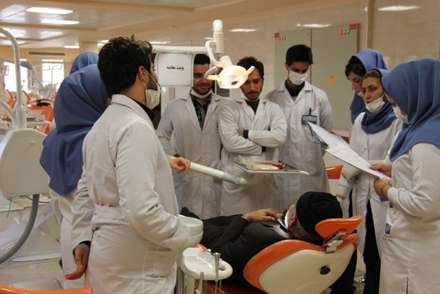  زمان برگزاری آزمون ملی دانش آموختگان دندانپزشکی اعلام شد
