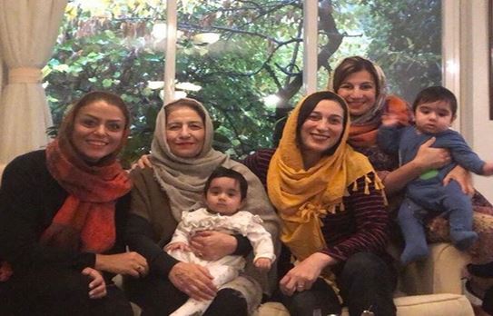 عکس: بازیگر خانم و دوقلو هایش