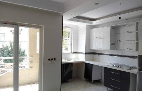 قیمت آپارتمان‌های زیر ۵ سال ساخت در تهران