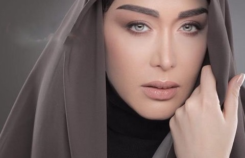 عکس جدید خانم بازیگر با ژستی شاعرانه 