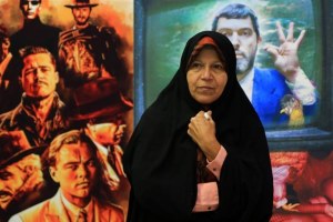 صحبت‌های معنادار فائزه هاشمی پس از تماشای یک فیلم سیاسی +عکس