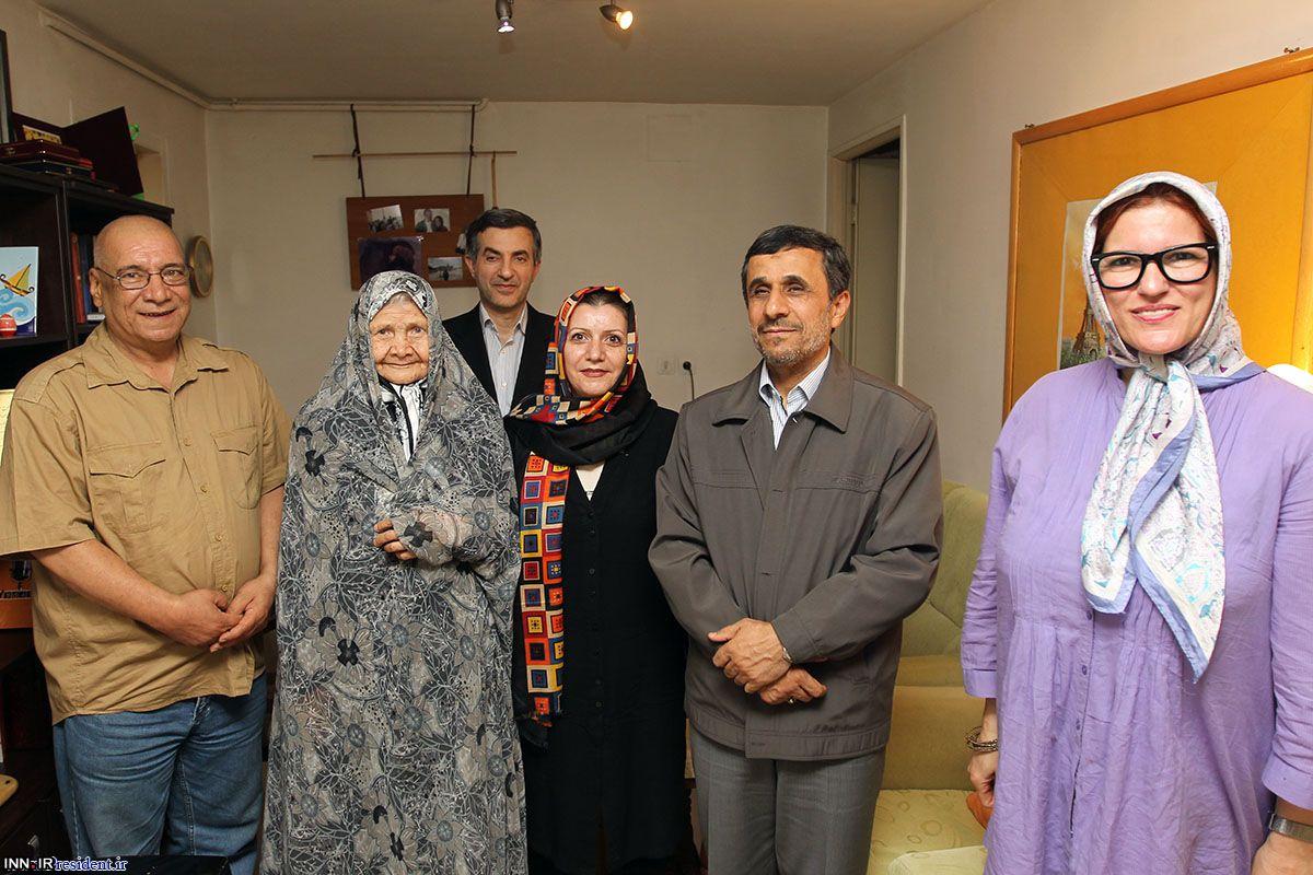حسین محب اهری و همسر دومش در کنار احمدی نژاد و مشایی +عکس