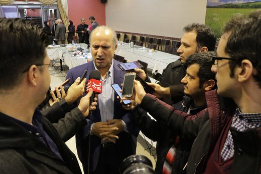 سفر مشکوک رئیس فدراسیون فوتبال به امارات! 