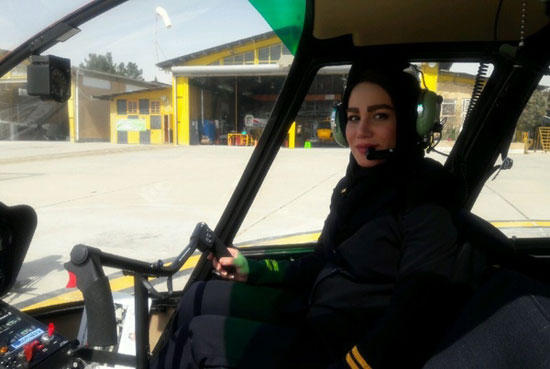 پرواز تاریخی اولین خلبان زن هلکوپتر در ایران + عکس