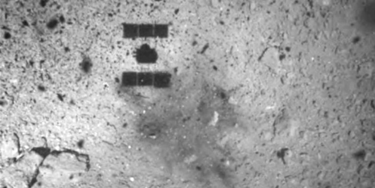 ژاپنی‌ها با ایجاد انفجار از عمق یک سیارک نمونه برداری می‌کنند