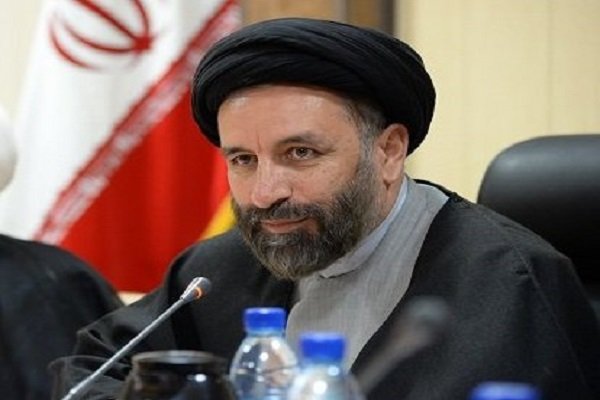 تخلف برخی دانشگاهها در نحوه ارائه درس فرهنگ و تمدن اسلام و ایران