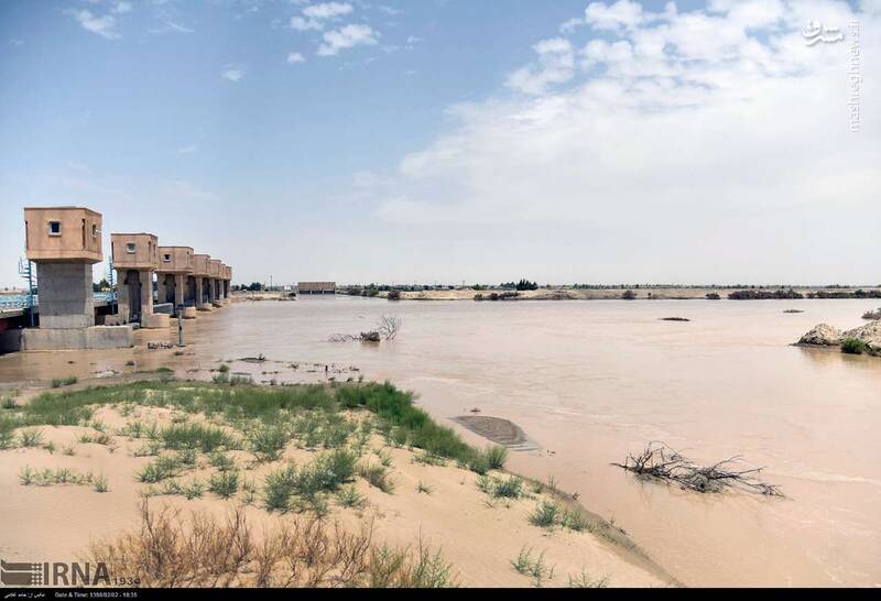افزایش سیلاب در سیستان +عکس
