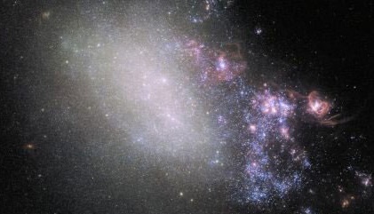 تصویری از یک کهکشان غیرعادی! 