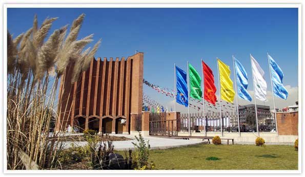 تمایل دانشگاه رومانی به گسترش همکاری با دانشگاه تربیت مدرس