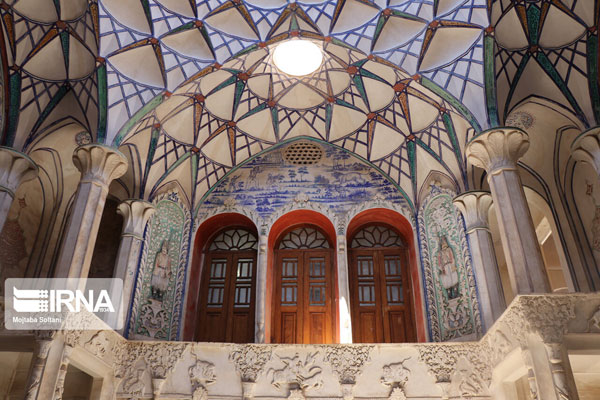 خانه تاریخی بروجردی‌ها ساخته شده در دوره قاجار+عکس