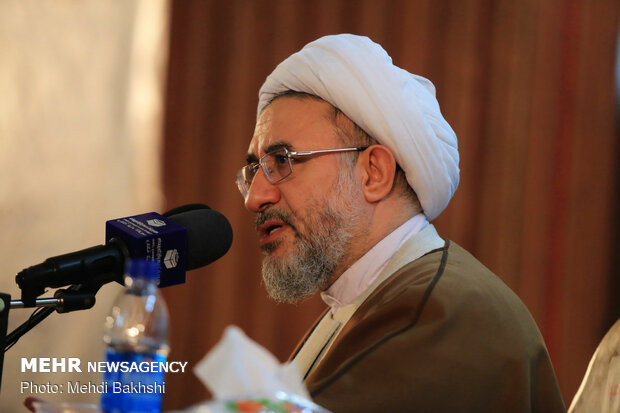 امت، یعنی انسانیت هدفمند/ شرط تأثیر در امر به معروف و نهی از منکر