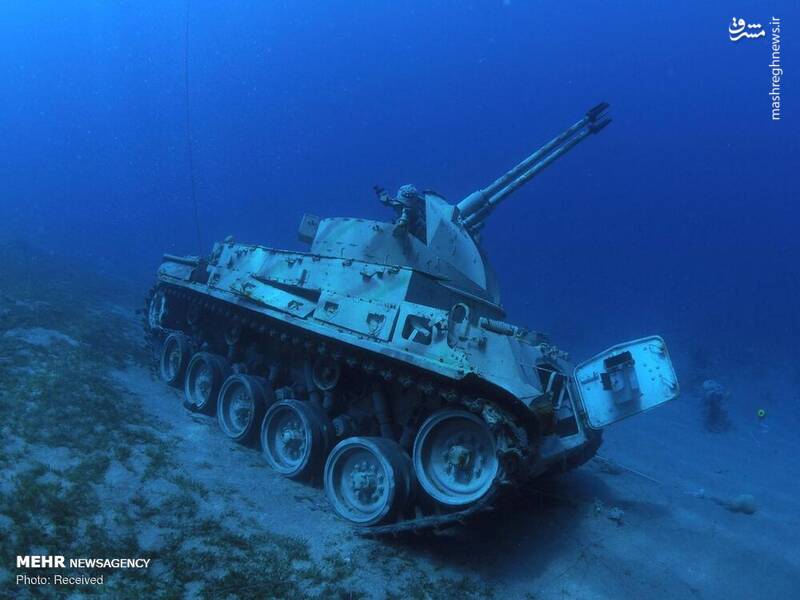 موزه جنگ در اعماق دریا +عکس
