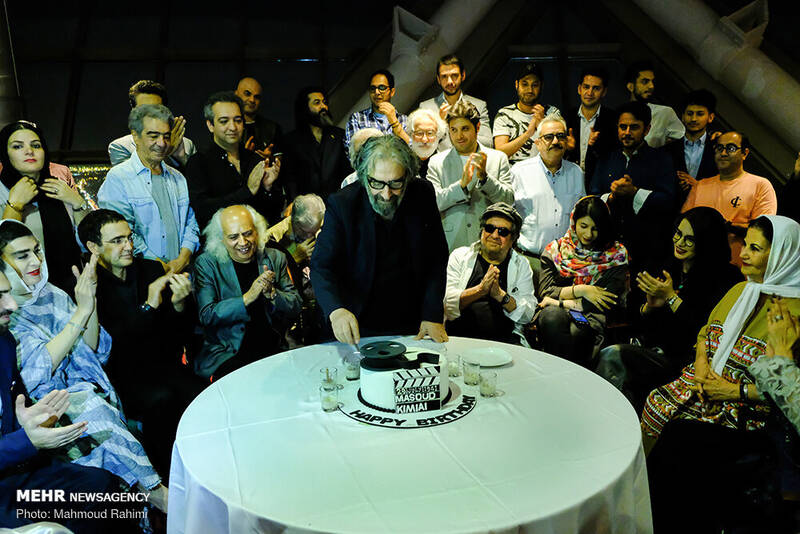 جشن تولد کارگردان معروف در برج میلاد +عکس