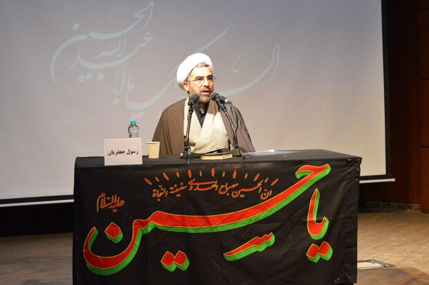 میراث عاشورا را صرفاً نمی‌توان شیعی دانست