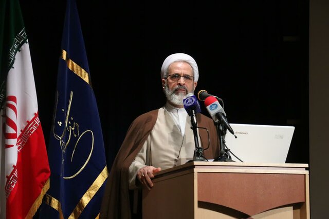 لزوم توجه روزافزون به علوم انسانی و اجتماعی در حوزههای علمیه لزوم توجه روزافزون به علوم انسانی و اجتماعی در حوزههای علمیه