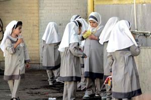 طرح مناسب سازی مدارس دخترانه در تهران اجرا می شود