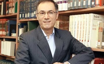تمهیداتی برای ورود به تحلیل متون ادبی