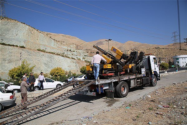 آغاز نصب ۶ هزار متر گاردریل در واحد علوم و تحقیقات