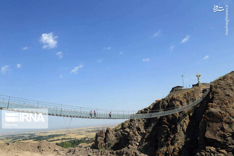 افتتاح پل معلق تمام شیشه‌ای در اردبیل +عکس