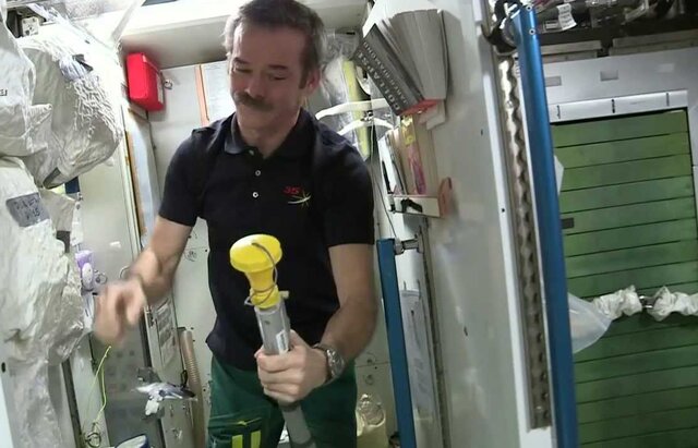  آب آشامیدنی سرنشینان ایستگاه فضایی از تصفیه ادرار آنها تامین می‌شود!