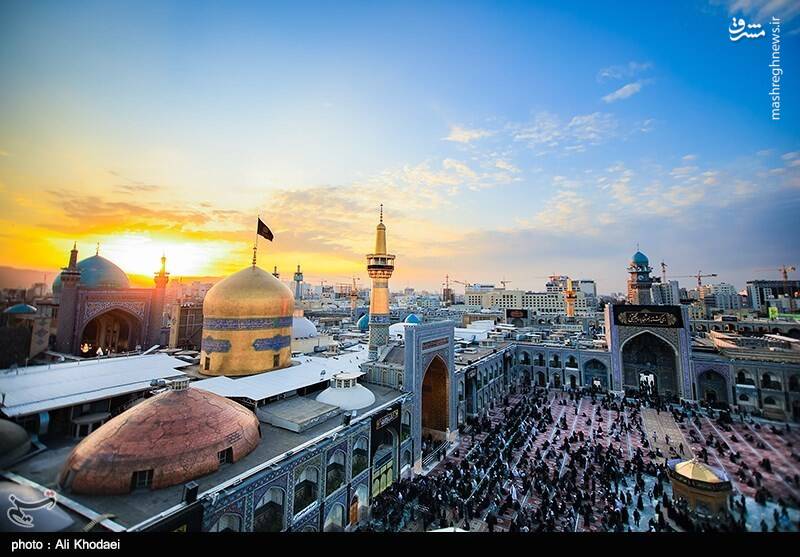 لحظه زیبای غروب خورشید در حرم امام رضا(ع)+عکس