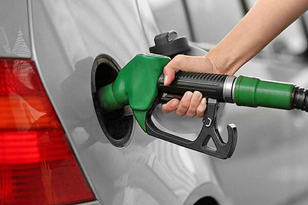 بنزین گران می‌شود و یارانه افزایش می‌یابد؟ 
