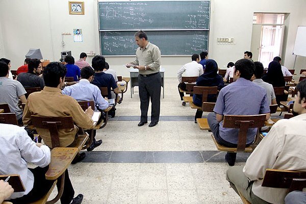 استخدام افراد برجسته علمی با حقوق ویژه در دانشگاه تهران