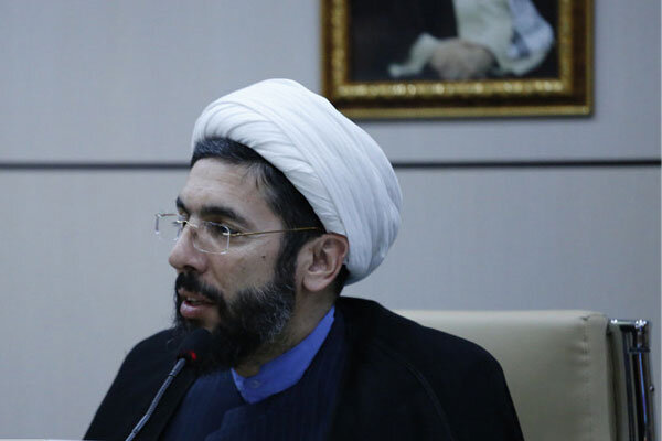 رفع موانع ازدواج دانشجویان با تدوین طرح جامع خانواده و ازدواج