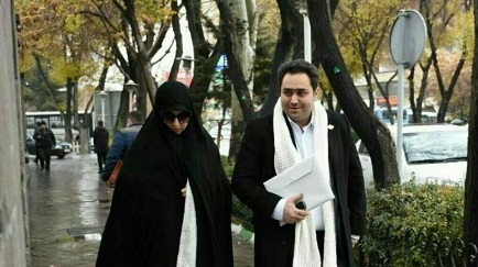شال ستِ داماد و دخترِ حسن روحانی سوژه شد+عکس