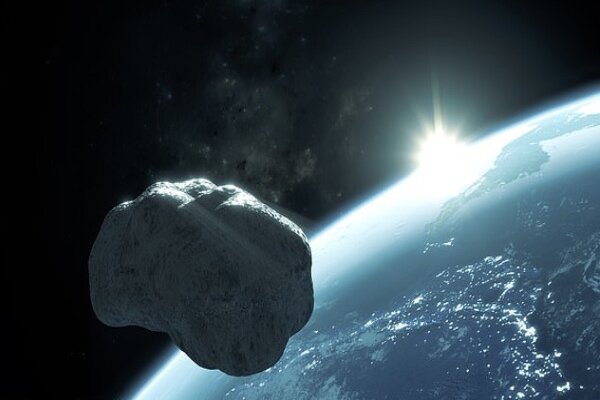 امروز سیارکی از کنار زمین می‌گذرد