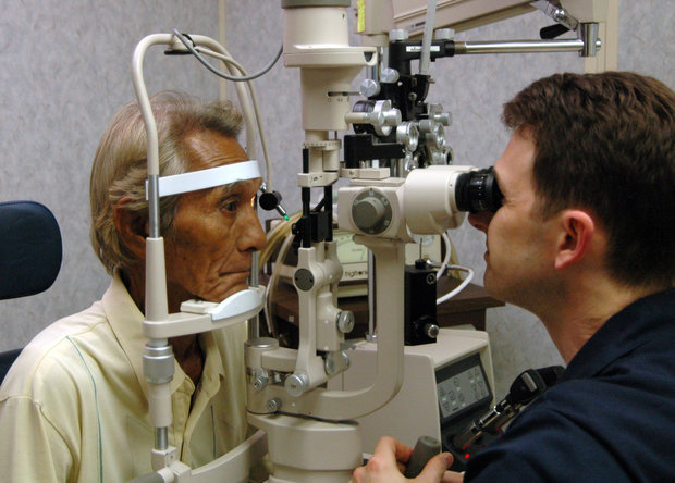 رژیم غذایی نامناسب ریسک نابینایی را در سنین بالا افزایش می‌دهد
