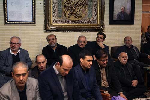 وزیر آموزش و پرورش در منزل سردار سلیمانی +عکس