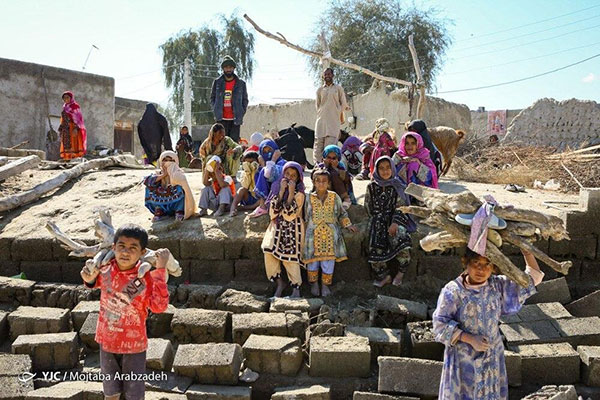 وضعیت کودکان سیل‌زده‌ سیستان و بلوچستان +عکس