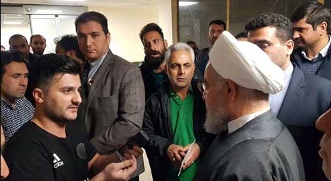 حاشیه عیادت روحانی از رئیس بنیاد شهید +عکس حاشیه عیادت روحانی از رئیس بنیاد شهید +عکس