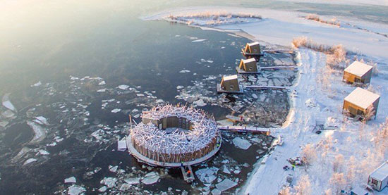 سوئدی‌ها هتل شناور روی یخ ساختند +عکس