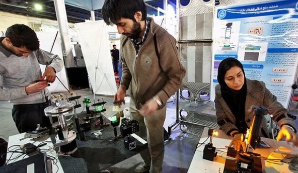 تحریم پژوهش‌های دانشگاهی را تعطیل نکرد