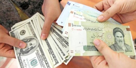قیمت دلار یک روز پس از ورود ایران به لیست سیاه 