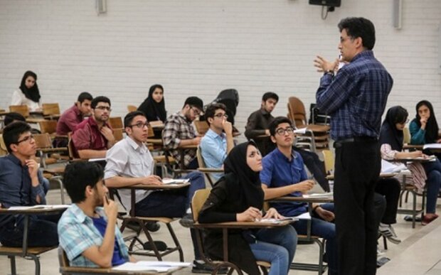 تعطیلی دانشگاه‌های ۱۰ استان تا پایان هفته برای مقابله با کرونا