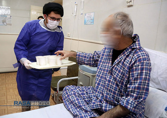 روحانیون به عیادت بیماران کرونایی رفتند+عکس