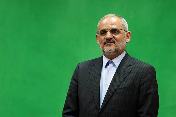 گفتگوی صمیمی وزیر آموزش‌ و پرورش با معلم آستارایی