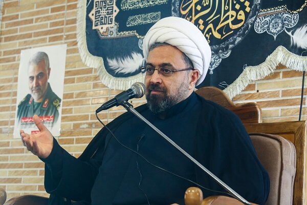 سیره حضرت علی‌اکبر(ع) می تواند چراغ راه جوانان باشد