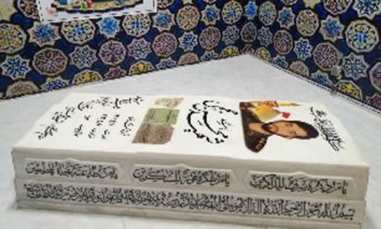 سنگِ مزار شهید حججی تغییر کرد+عکس