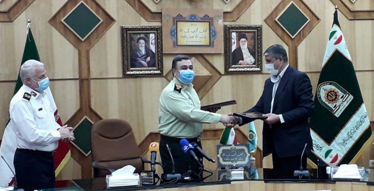 وقتی مسئولان ایرانی یادشان می‌رود کرونا هست +عکس 