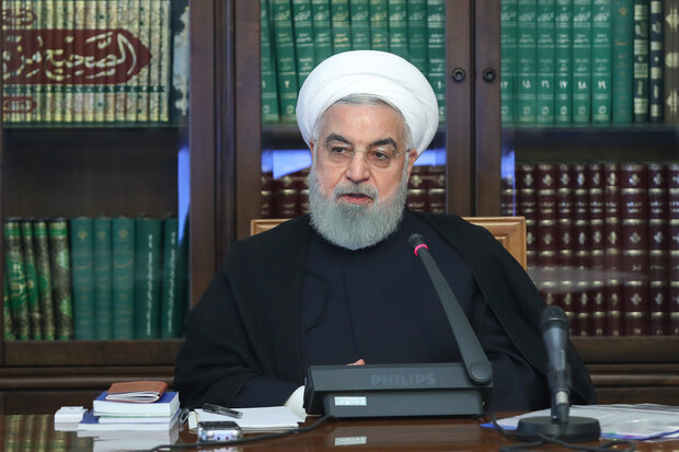 روحانی: مساجد و نماز جمعه مناطق سفید بازگشایی می‌شود