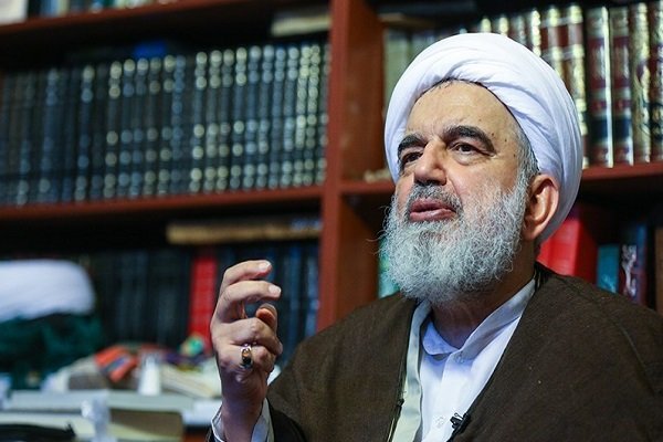 تشخیص راه حق از باطل؛ اولین ثمره کسب ایمان است