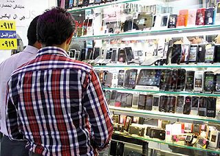  بازار در انتظار کاهش قیمت گوشی