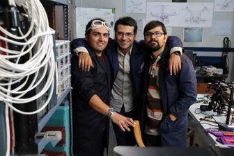 بازیگر بچه مهندس در کنار همسر و فرزندش+عکس